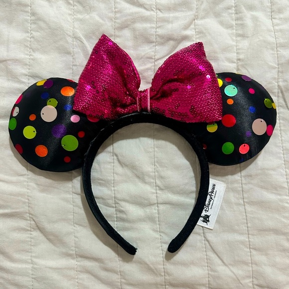 Disney Black and Green Polka Dot Ears Headband ORIGINAL PARKS - Picture 1 of 3